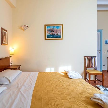 Hotel Mediterraneo سيراكوزا المظهر الخارجي الصورة