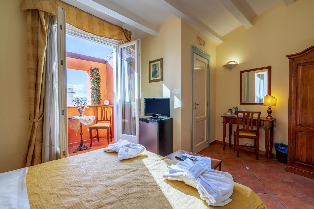 Hotel Mediterraneo سيراكوزا المظهر الخارجي الصورة